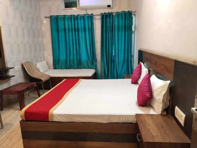 Others 4, The Nirmala palace, Faizabad