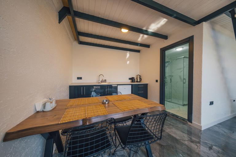 Dining Room, Kuka Bungalov, Izmit