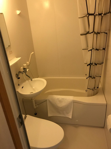 Bathroom 4, Minshuku Takenoya, Naoshima