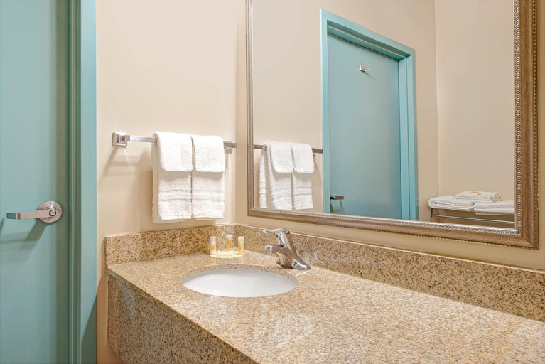 Bathroom 2