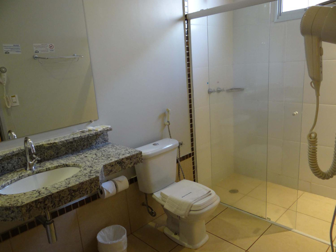 Bathroom 3, Agua Viva Hotel, Olímpia