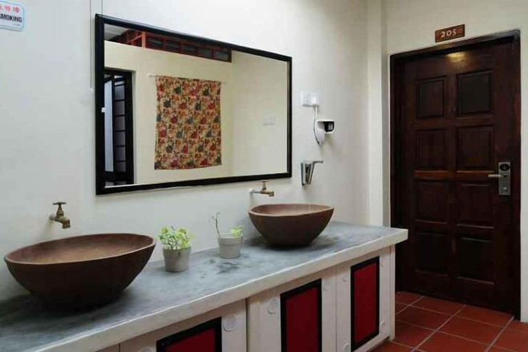 Bathroom 23