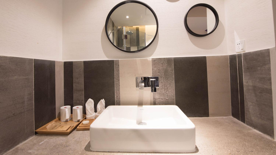 Bathroom 4, Floral Hotel Huangshan Songye, Huangshan