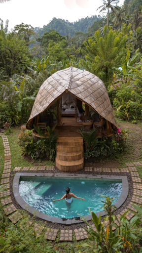 Swimming Pool 12