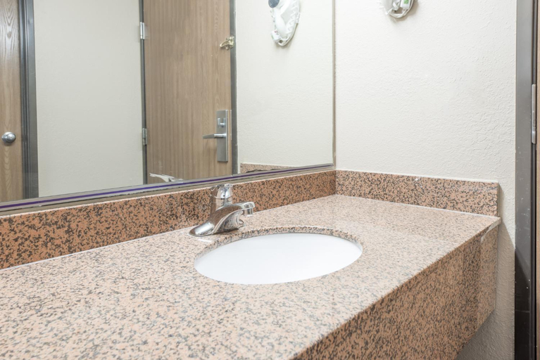Bathroom 5