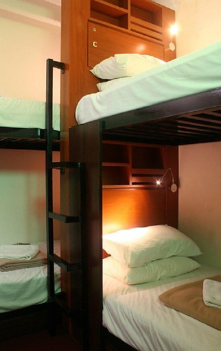 Bedroom 25