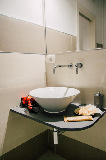 Bathroom 4, BED AND BREAKFAST AMARILLO, Palermo