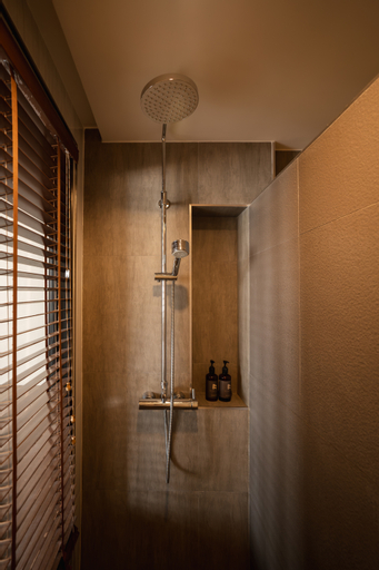 Bathroom 5