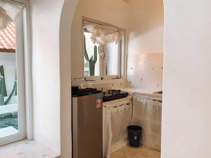 Bathroom 15
