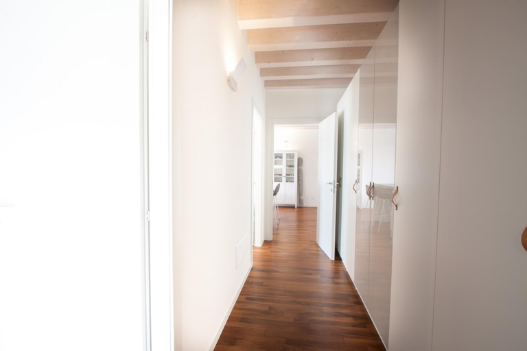Others 3, Residence Fornaci, Verona