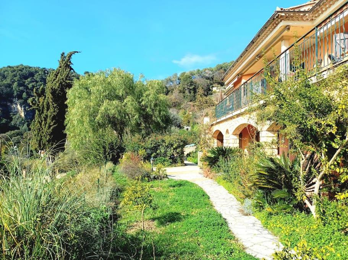Others 5, Un brin de paille, Alpes-Maritimes