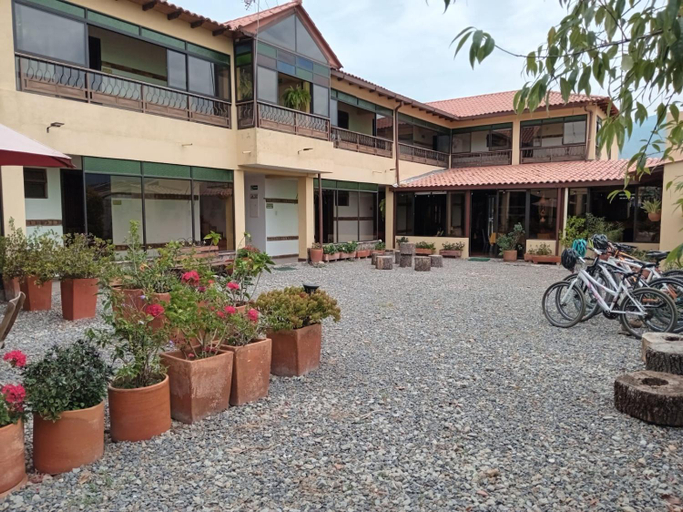 Exterior & Views 1, Hotel Villa Sofia, Duitama
