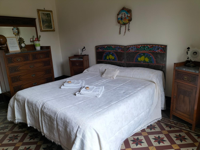 Others 3, B&B Chapo, Catania
