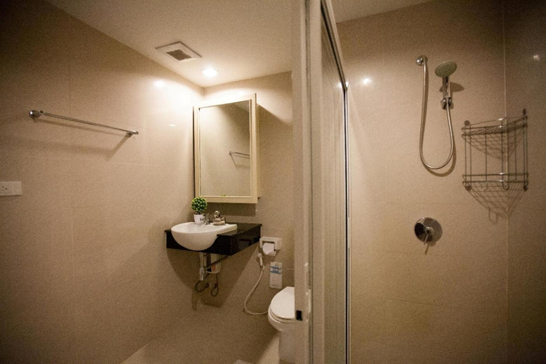 Bathroom 4, Fadragon Hotel, Muang Chiang Mai