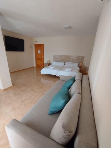 Bedroom 3, Hotel Algorfa, Alicante