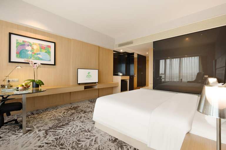 Bedroom 17