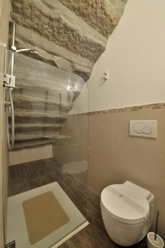 Bathroom 5