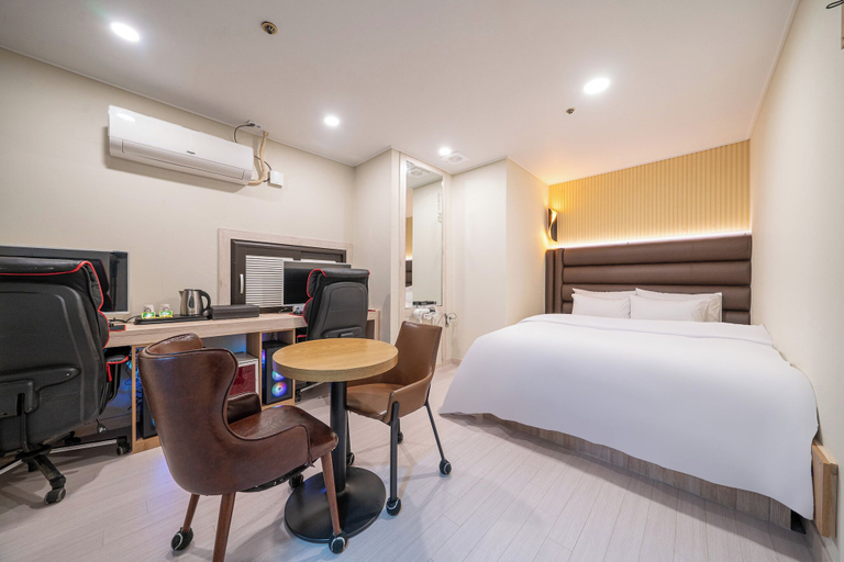 Bedroom 3, Hwajeong Hotel jun, Goyang