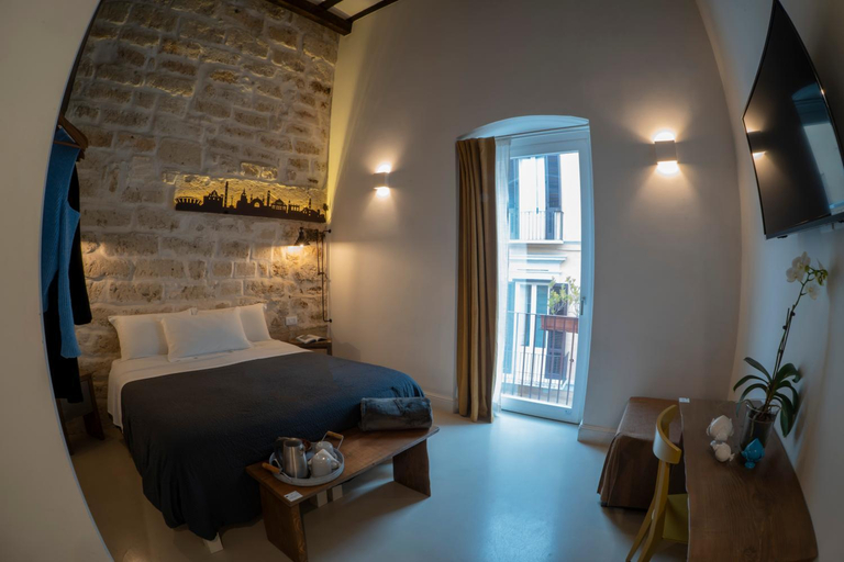 Others 3, B&B Murex, Bari