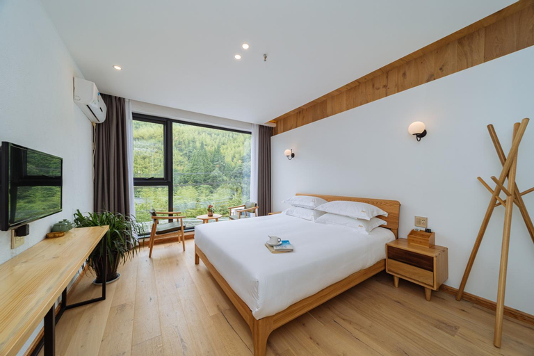 Bedroom 26