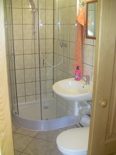 Others 2, Penzion Apartmany Becov, Sokolov