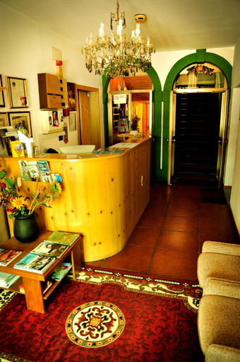 Public Area, Albergo Trieste - Lorenzago, Belluno