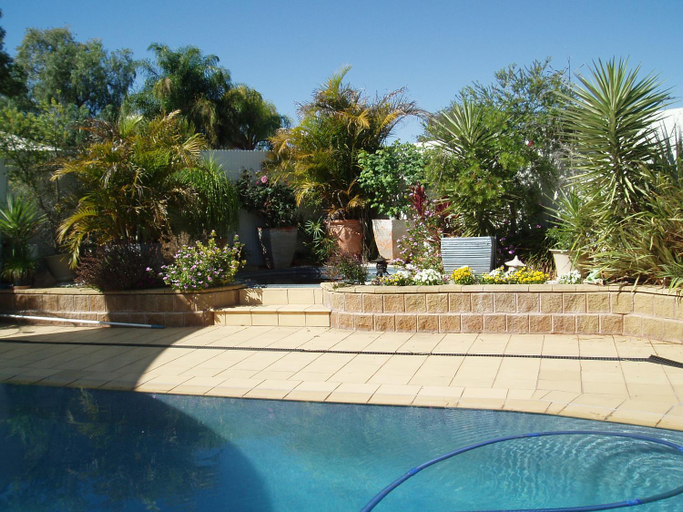 Swimming Pool 10