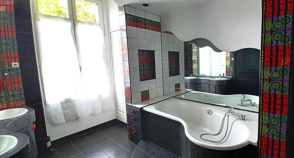 Bathroom, Histoire de Loire - DU BELLAY, Maine-et-Loire