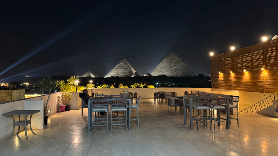Food & Drinks 5, Pyramids Hotel, Al-'Ajuzah