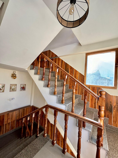 Public Area 3, The Berlin Cottage, Kullu