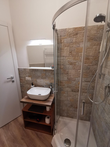 Others 4, La Finestra Sul Mondo Guest House, Roma