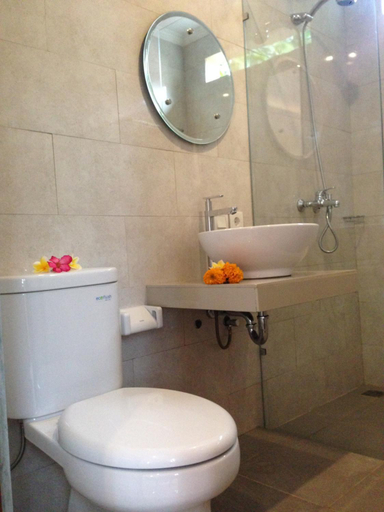 Bathroom 5, Sahadewa House, Gianyar