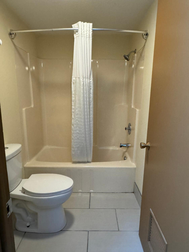 Others 2, Scottish Inn & Suites - Eau Claire, Eau Claire