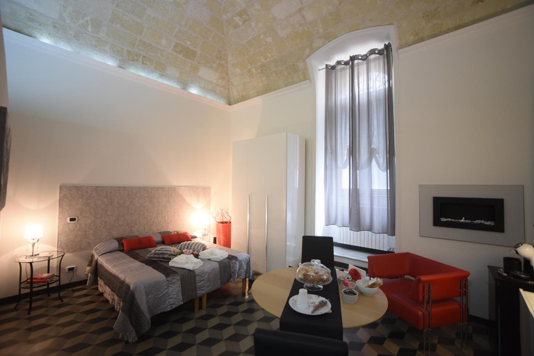 Others 5, Da Noi Due, Taranto