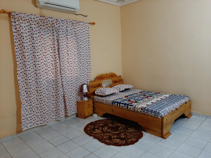 Others 2, Villa Chambre B climatisee douche Cuisine salon, Bamako