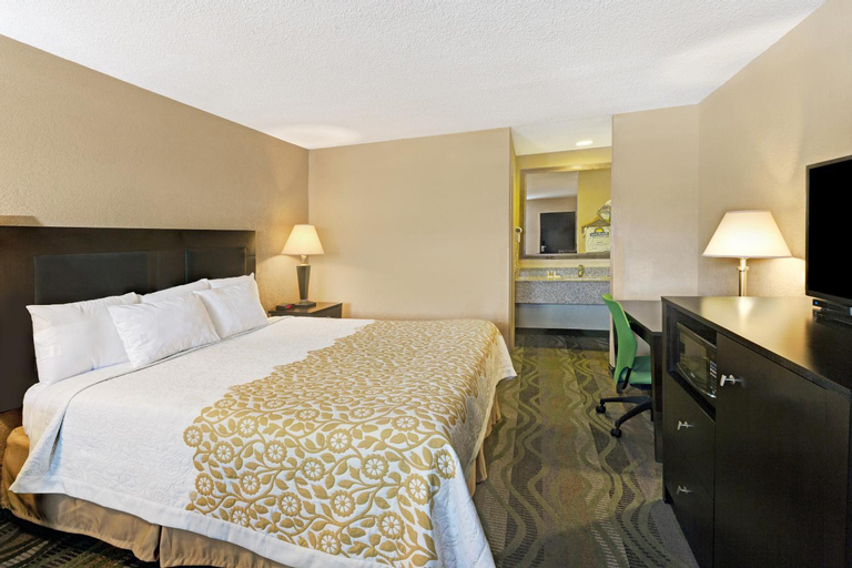 Bedroom 6