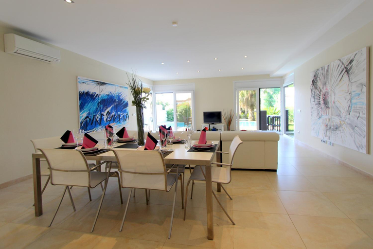 3, LEON INMO Villa Olivia - 10039, Girona