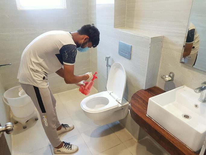 Bathroom 26