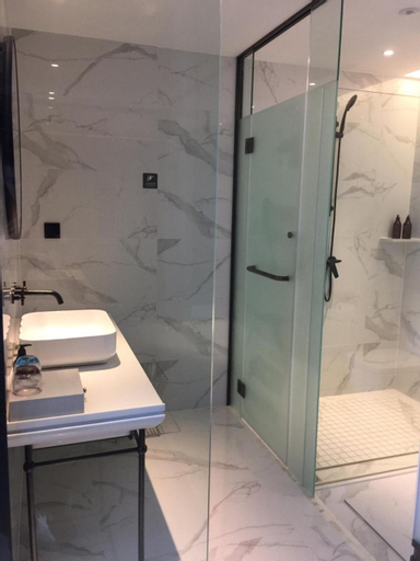 Bathroom 8