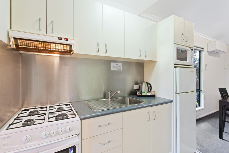 Landsborough Holiday Park, Caloundra - Rail Corridor