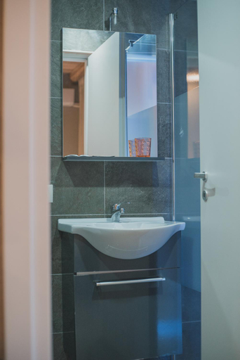 Bathroom 3, Il Perale, Salerno