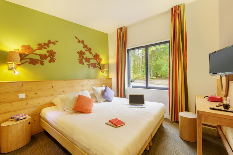 Bedroom 3, Center Parcs Les Hauts de Bruyeres, Loir-et-Cher