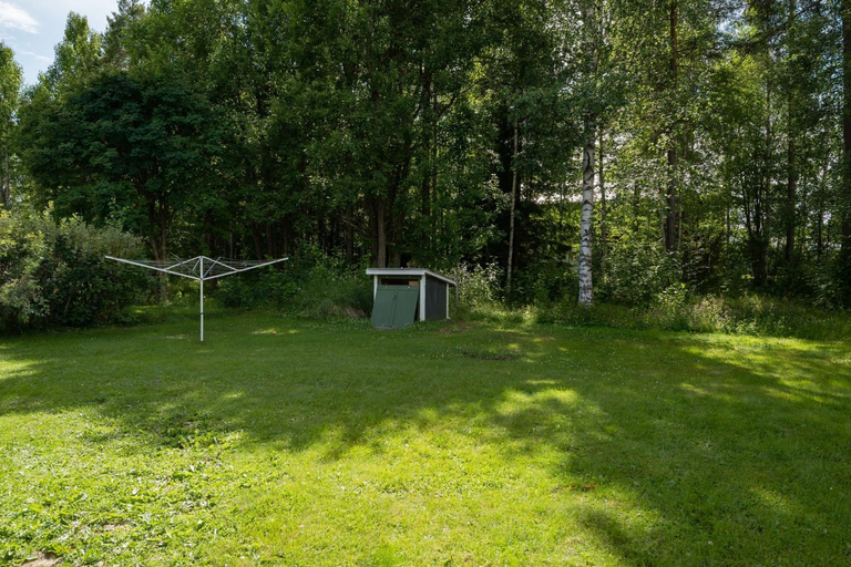 Garden, Guestly Homes - 4BR Cozy House near windfarm, Piteå