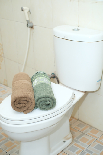 Bathroom 8