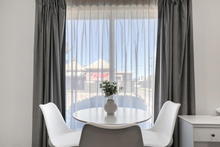 Dining Room 6