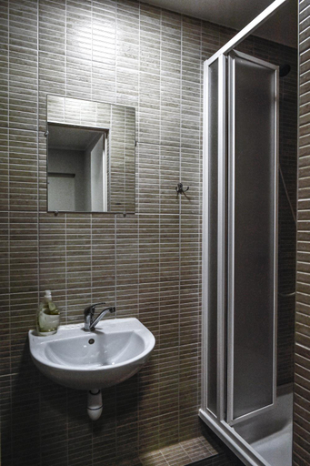 Bathroom 2, Hostel Laurita, Kauno
