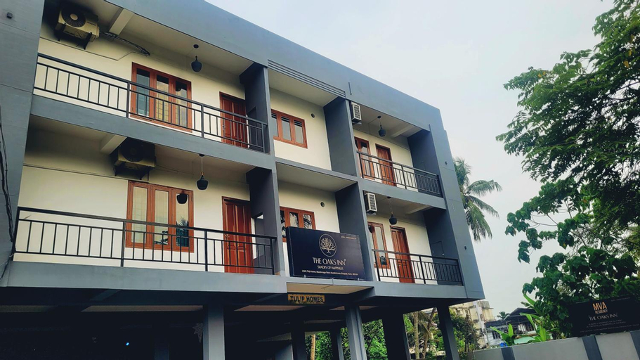 The Oaks Inn, Ernakulam