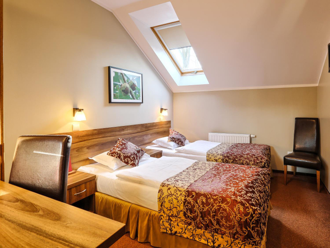 Bedroom 2, Hotel Debowe Wzgorze Wellness & Spa, Prudnik
