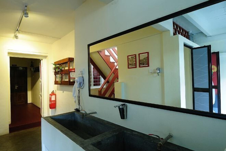 Bathroom 25