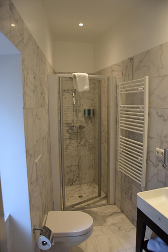 Bathroom 4, Atel Hotel Lasserhof, Salzburg